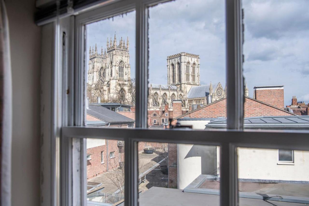 Апартаменты St Helen'S House With Minster Views Йорк Экстерьер фото